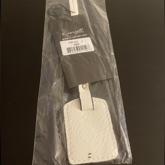 NWT “K•Carroll” Bag Tag, Monogram Letter "J" White Bag Tag with "Black" Letter - Picture 3 of 5